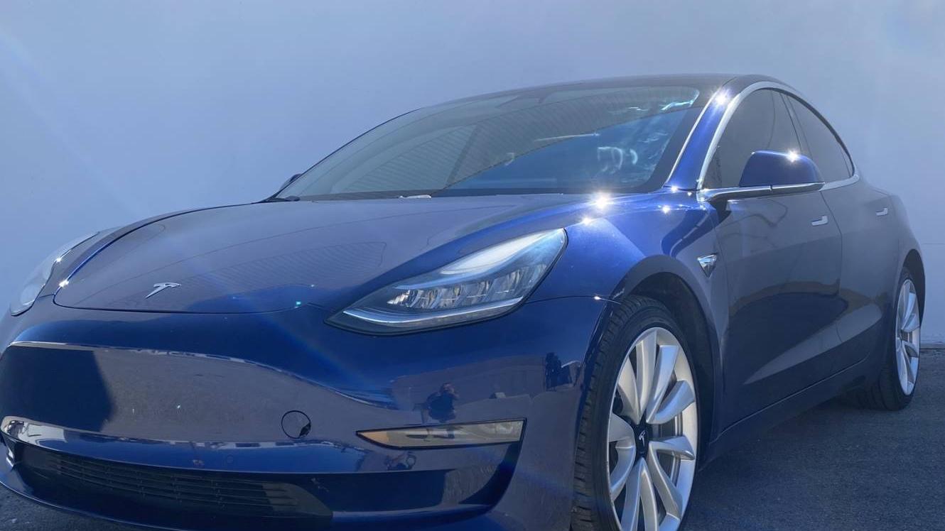 TESLA MODEL 3 2018 5YJ3E1EA7JF060074 image